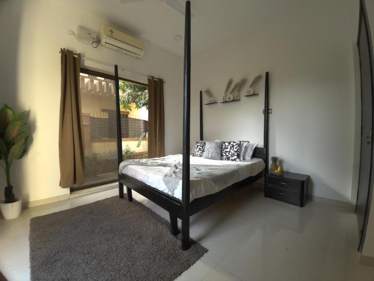 Eko Stay- Tropicana Villa Лонавала Екстериор снимка